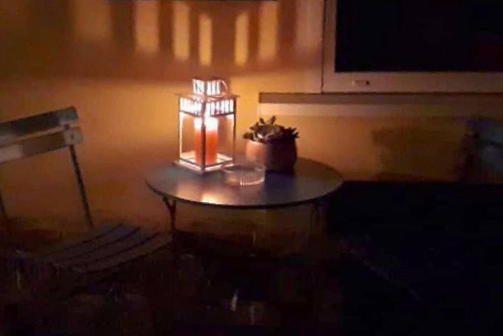 Modern Stylish 2 Bedroom Holiday Apartment Budapest Eksteriør bilde