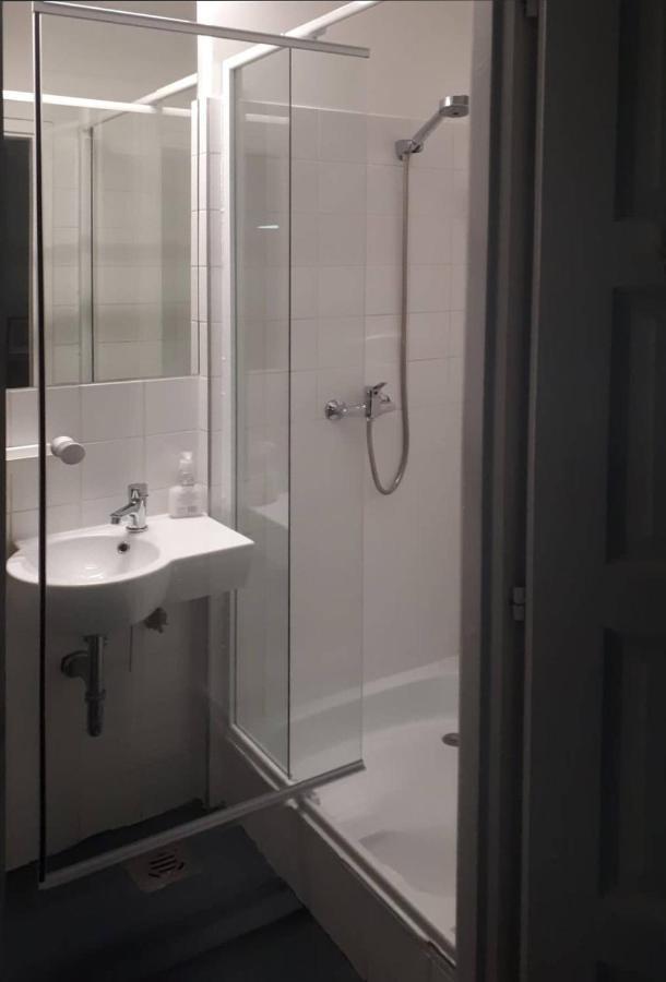 Modern Stylish 2 Bedroom Holiday Apartment Budapest Eksteriør bilde