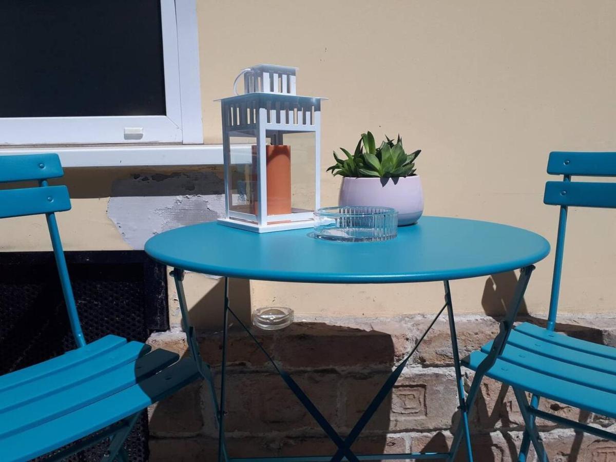Modern Stylish 2 Bedroom Holiday Apartment Budapest Eksteriør bilde